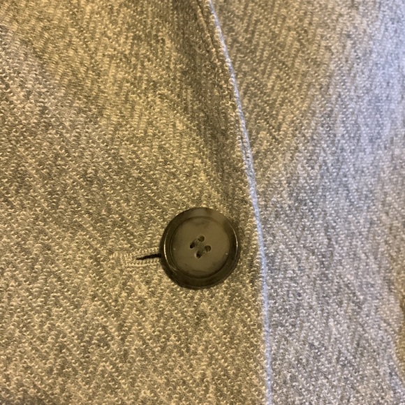 LOFT Pale Gray Blazer - size 6P herringbone - Picture 3 of 7